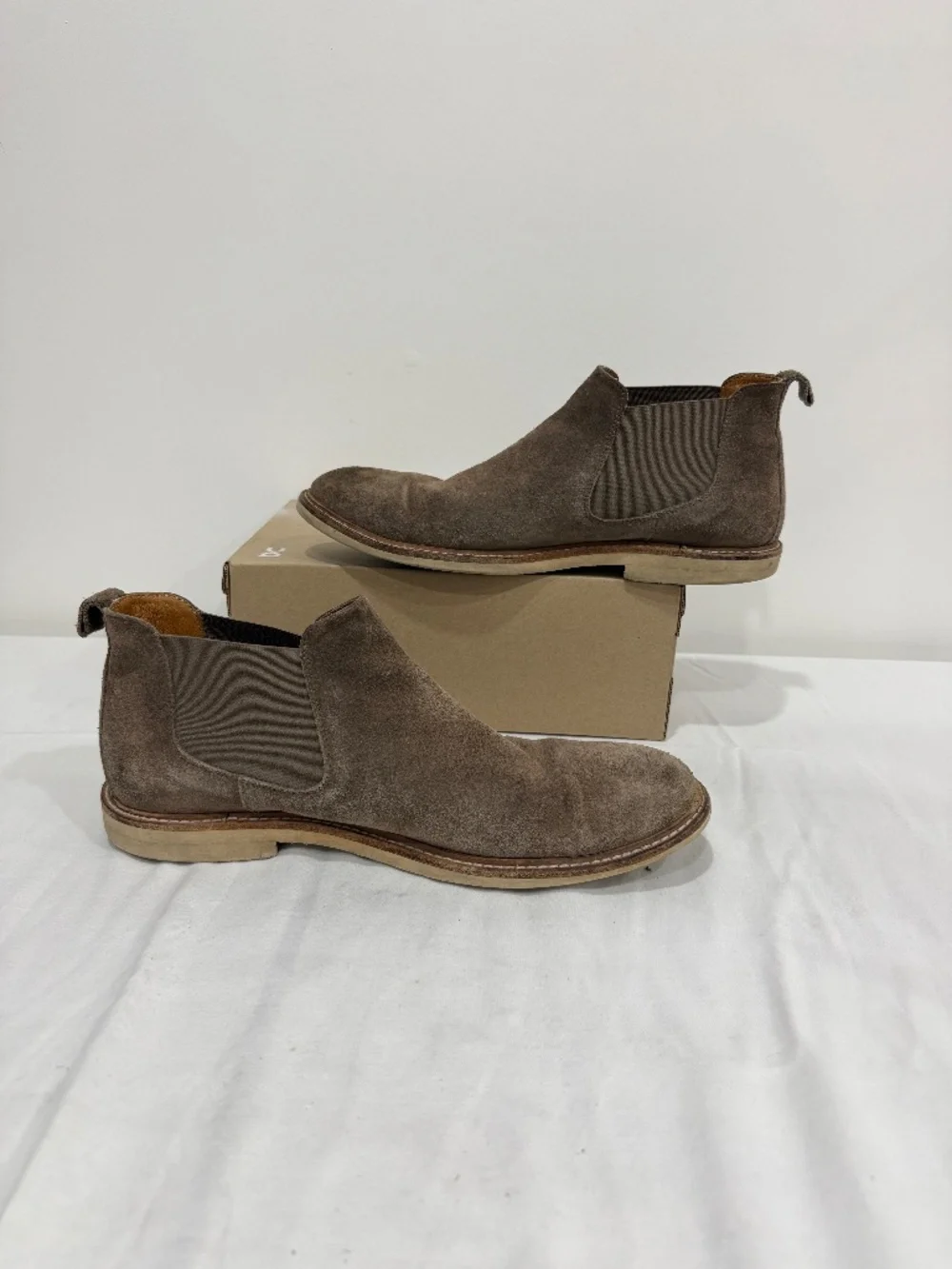 Used W/O Box! Men's Italian Brown Tan Suede Dress Slip On Chelsea Boots EU 46